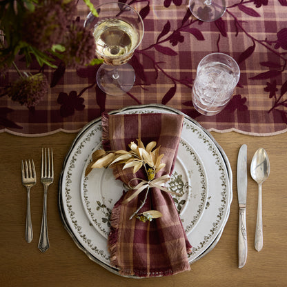 Heirloom Garden Floral Dinner Plate at a place setting