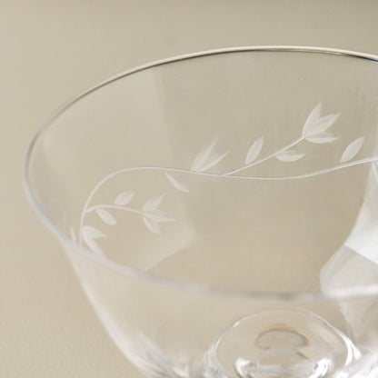 Vintage-Inspired Etched Glass Coupe rim up close