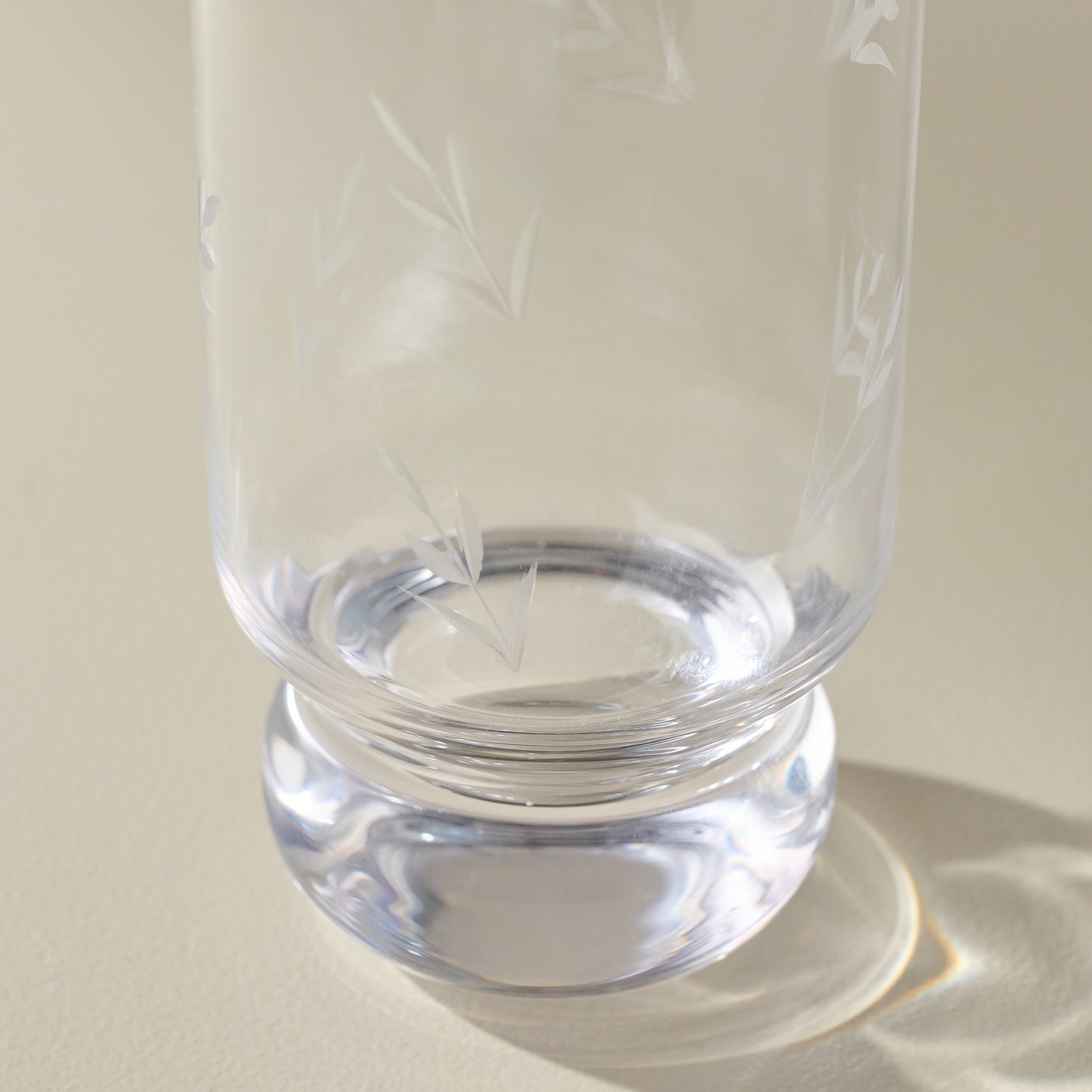 Large Vintage-Inspired Etched Glass Tumbler base up close