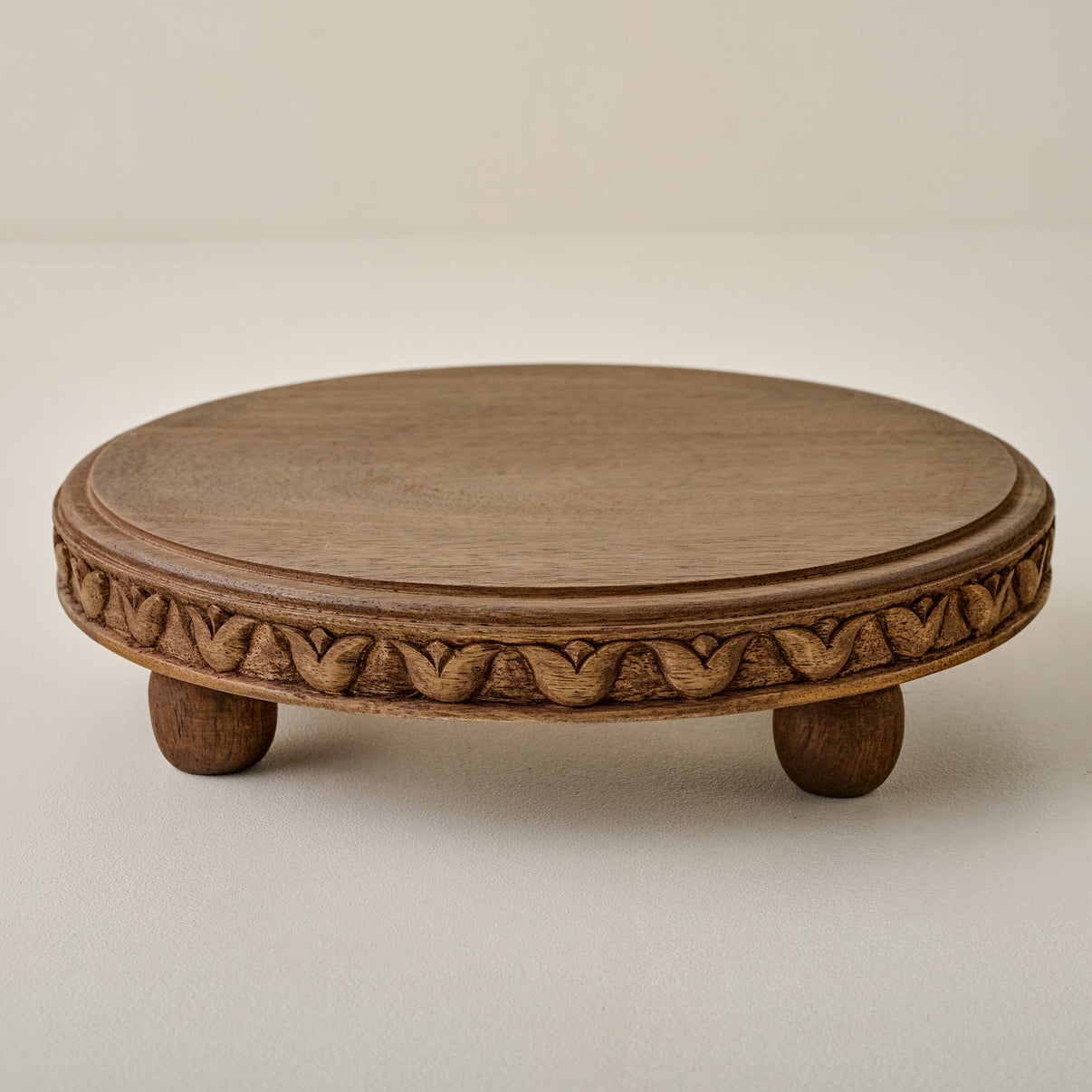 Warren Carved Wood Riser – Magnolia