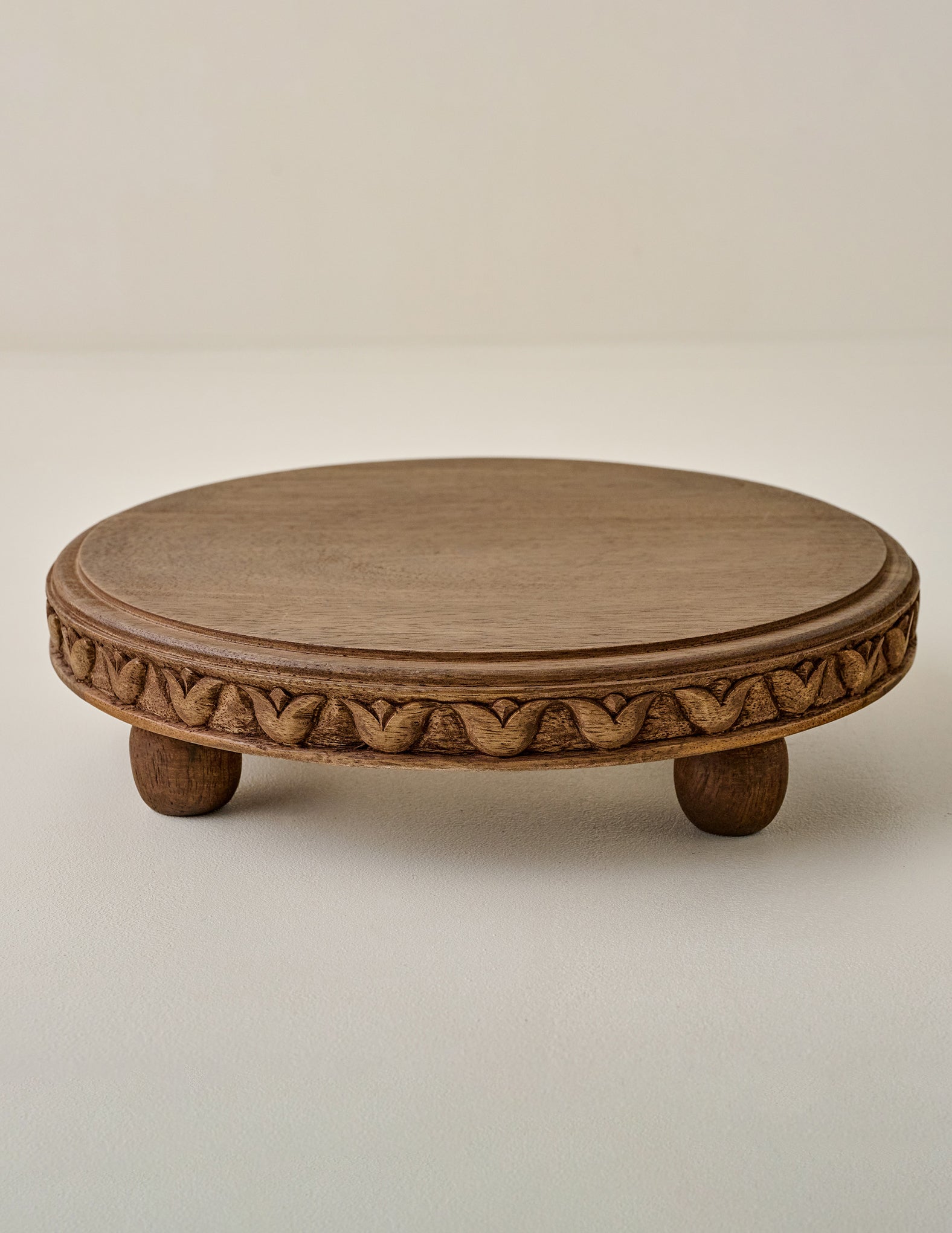 Warren Carved Wood Riser