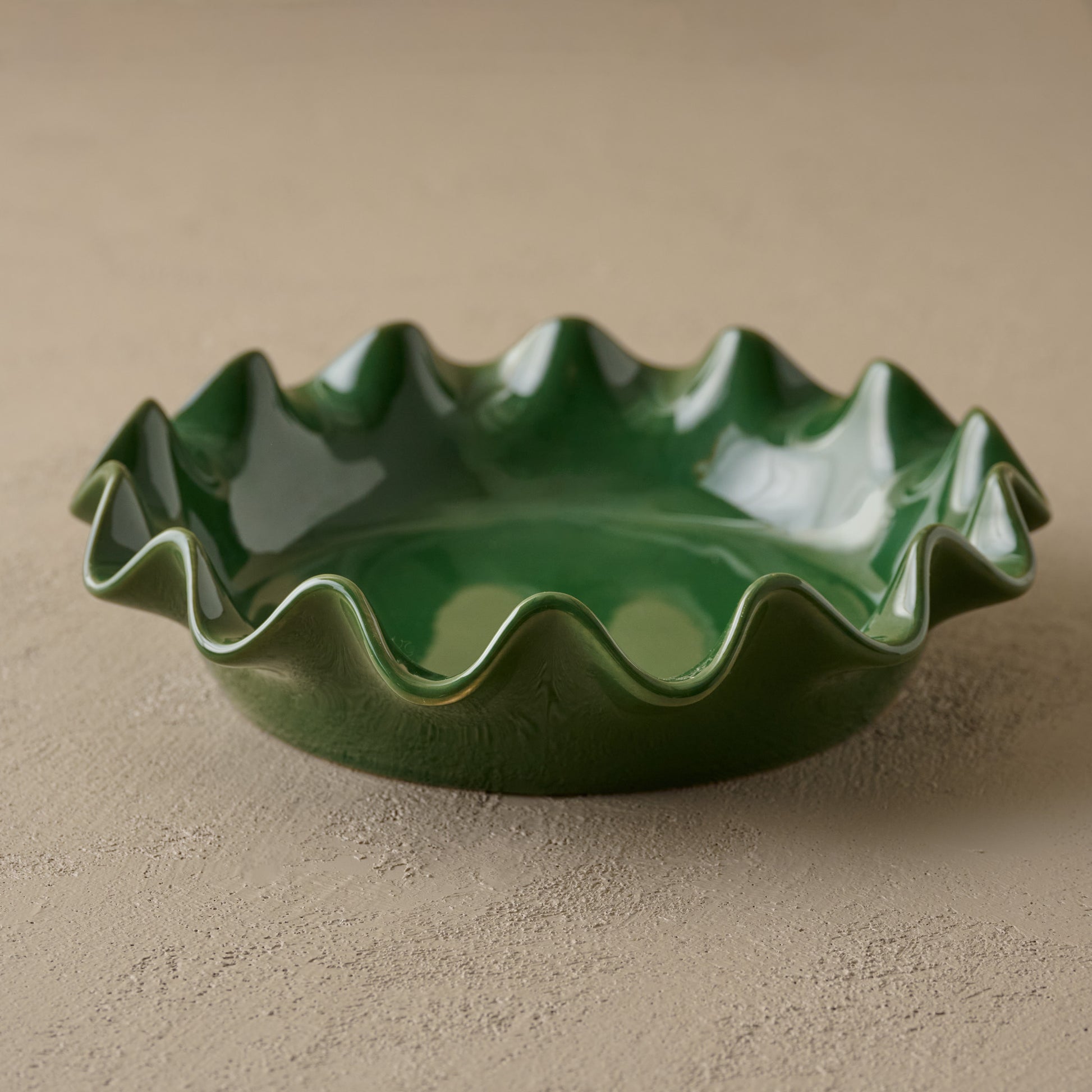 The Cottage Collection Forest Green Scalloped Pie Dish