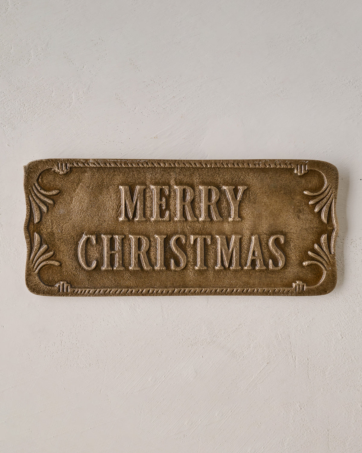 Antique-Inspired Merry Christmas Plaque