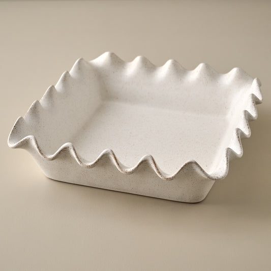 French White Scalloped 9x9 Baking Pan