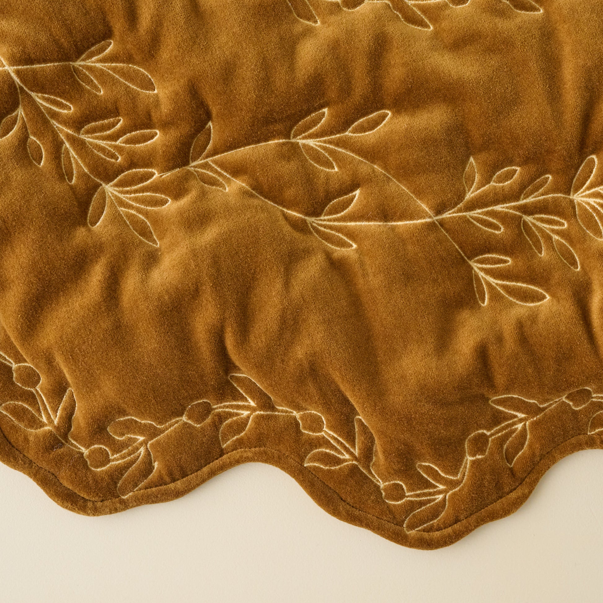 Amber Embroidered Velvet Tree Skirt up close