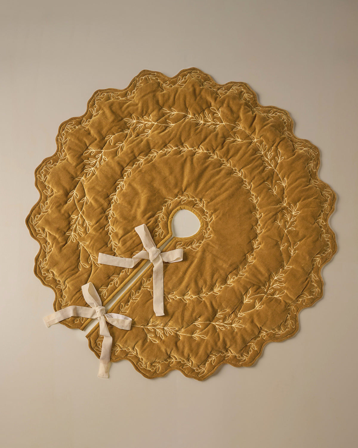 Amber Embroidered Velvet Tree Skirt