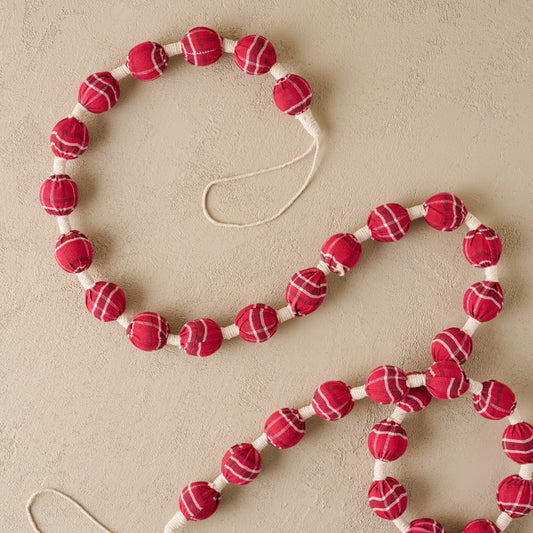Home Again Plaid Garland