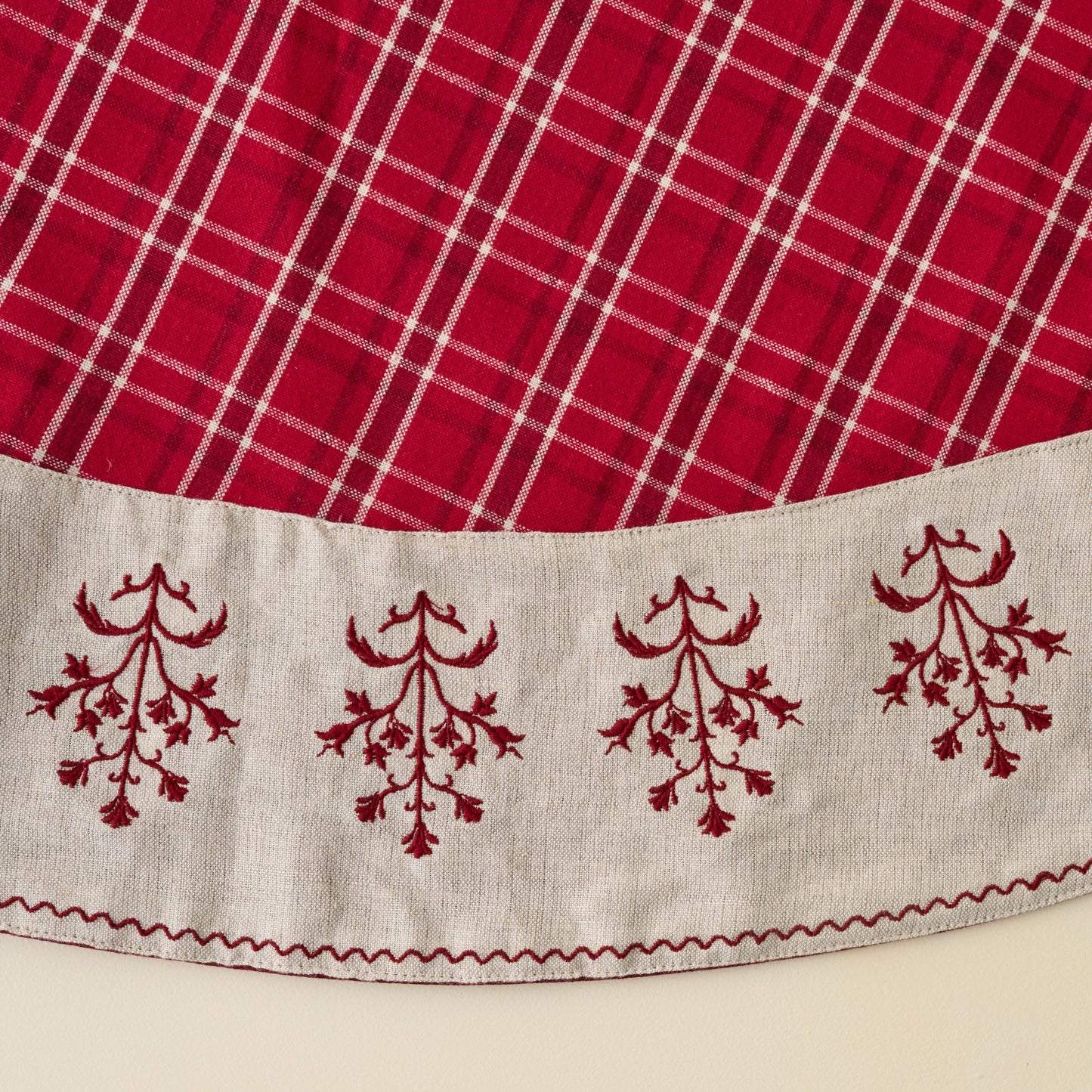 Vintage Red Plaid Tree Skirt shown from above