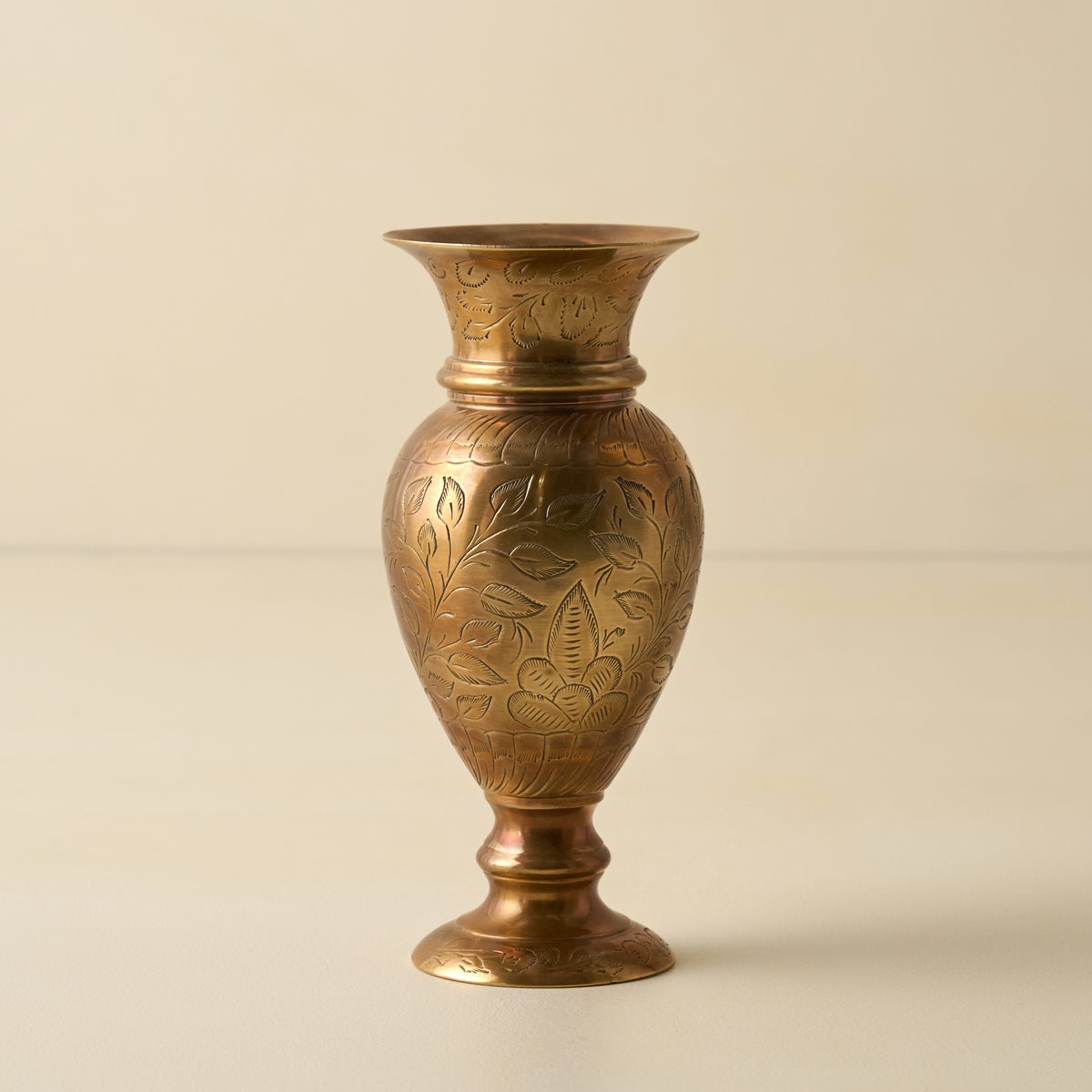 Anna Antiqued Solid Brass Vase – Magnolia