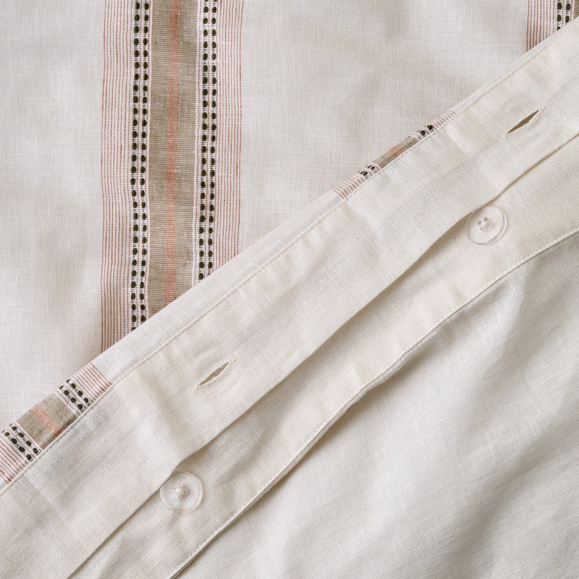 Dannie Stripe Duvet of duvet insert buttons