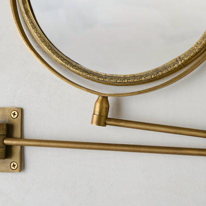 Vienna Extendable Wall Mounted Bathroom Mirror close up of extendable stand