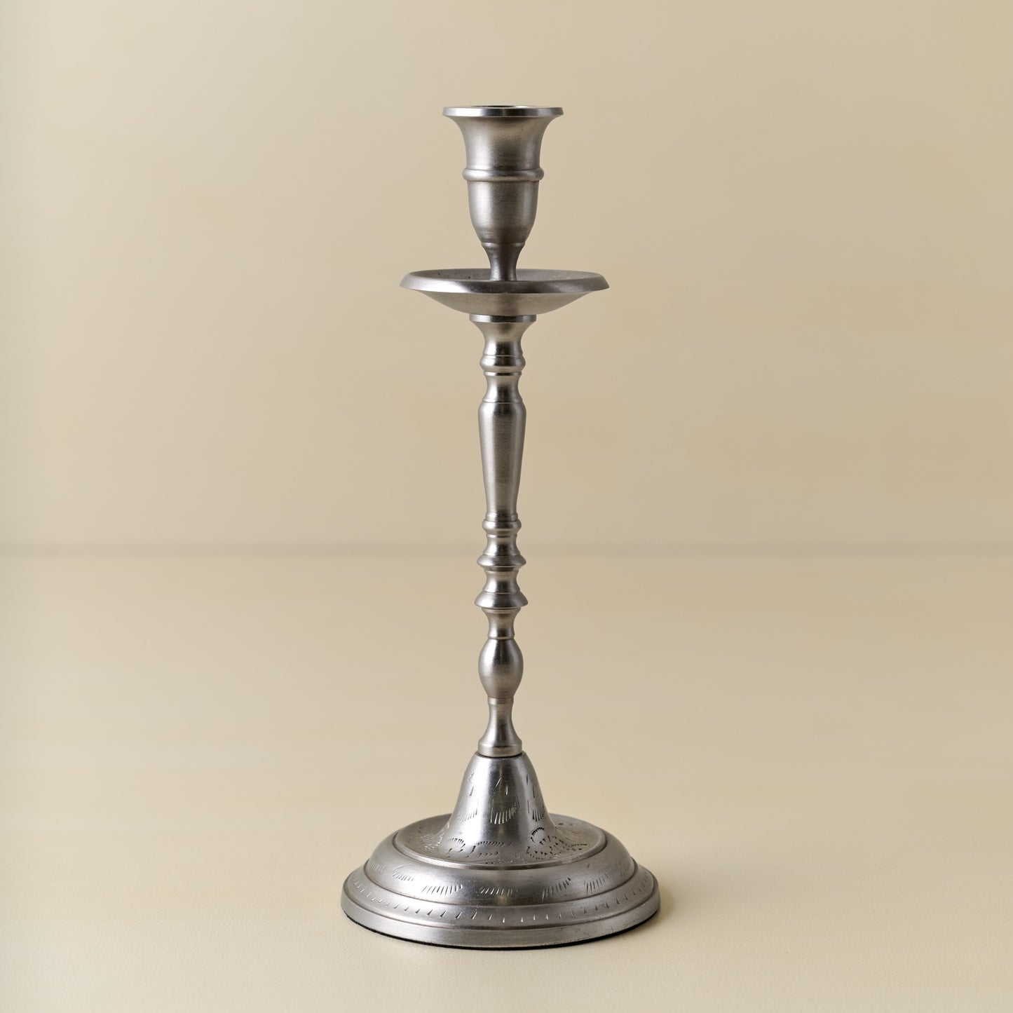 Cassandra Candle Holder (large)