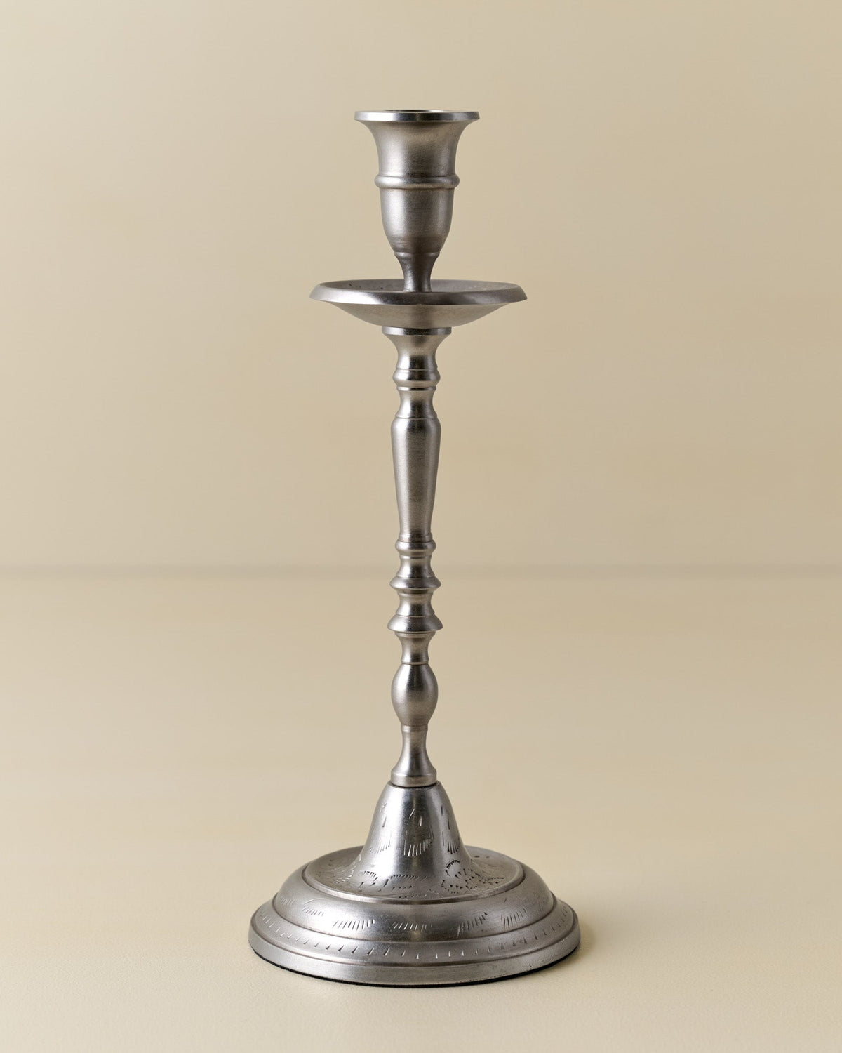 Cassandra Candle Holder (large)