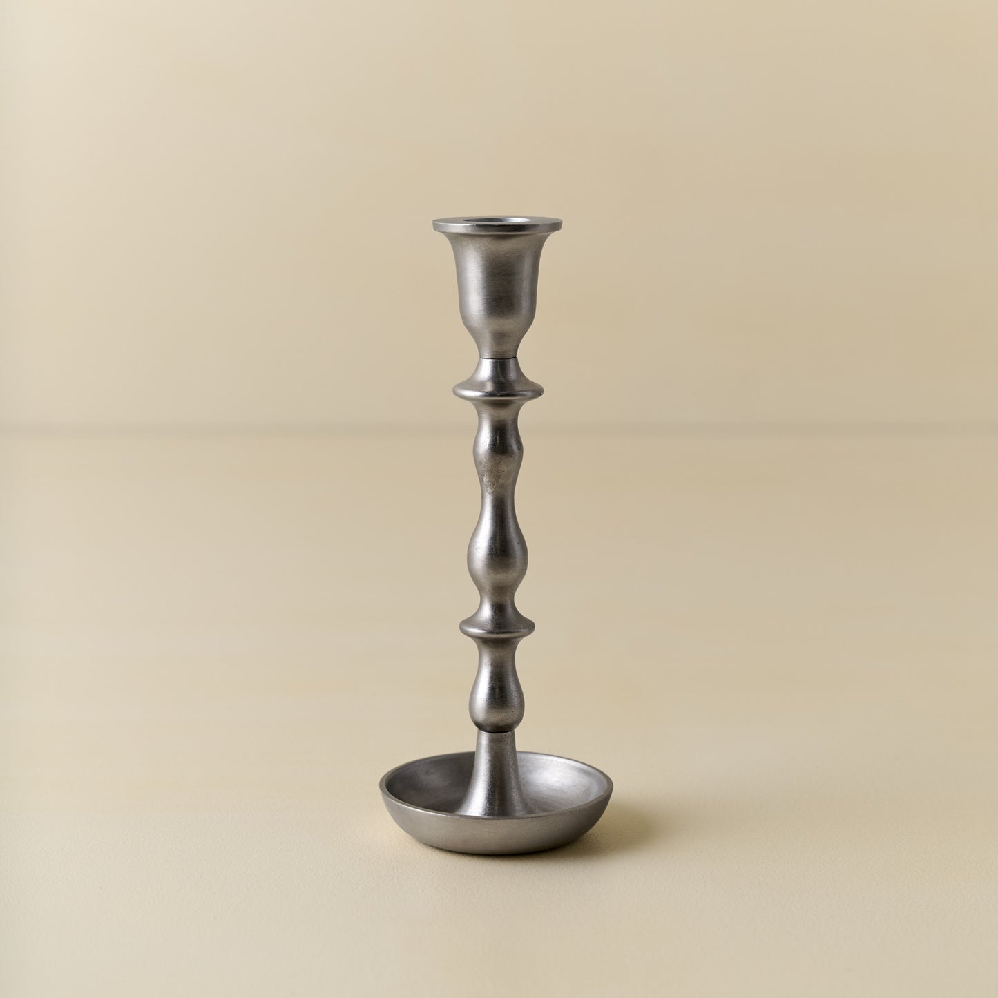 Cassandra Candle Holder (small) 