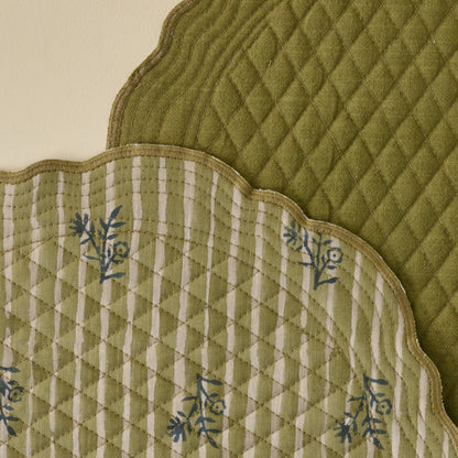 Lola Stripe Floral Reversible Placemat close up view