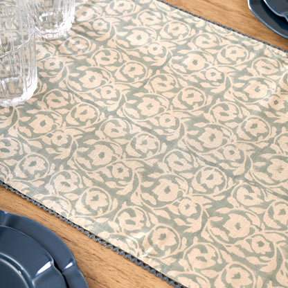 Pivione Fleurs Table Runner close up on table