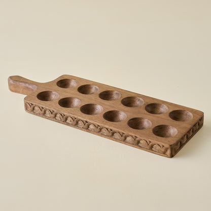 Antiqued Wood Tulip Carved Edge Egg Tray