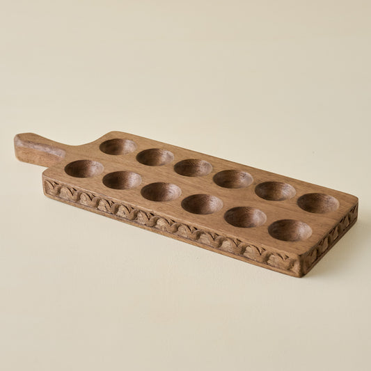 Antiqued Wood Tulip Carved Edge Egg Tray