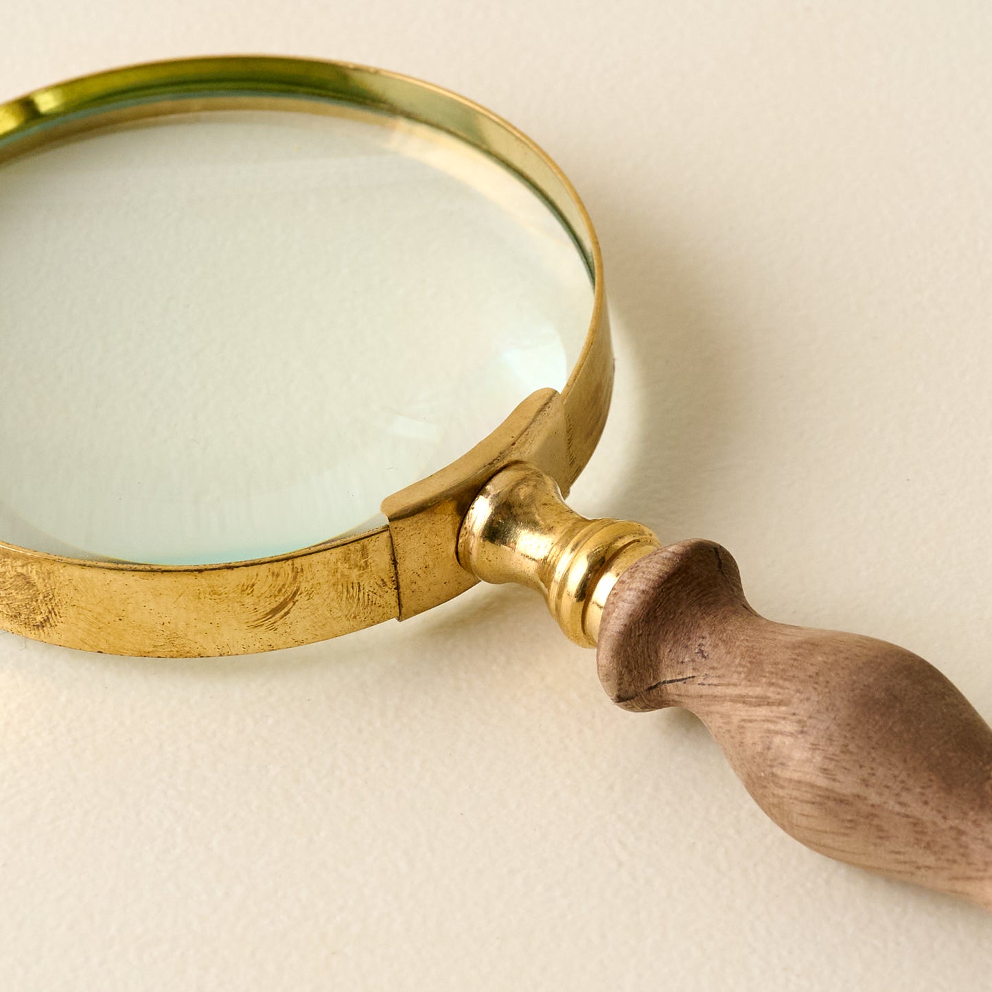 Decorative Wood Magnifying Glass close up view