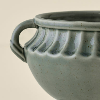 Jo's Vintage Inspired Pedestal Vase close up 