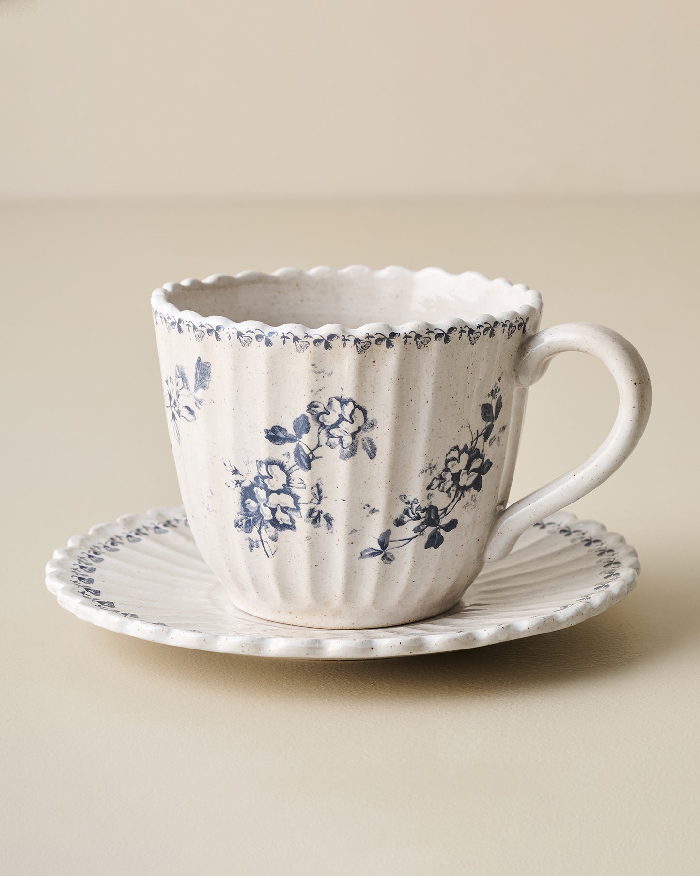 Heirloom Garden Floral Tea Set