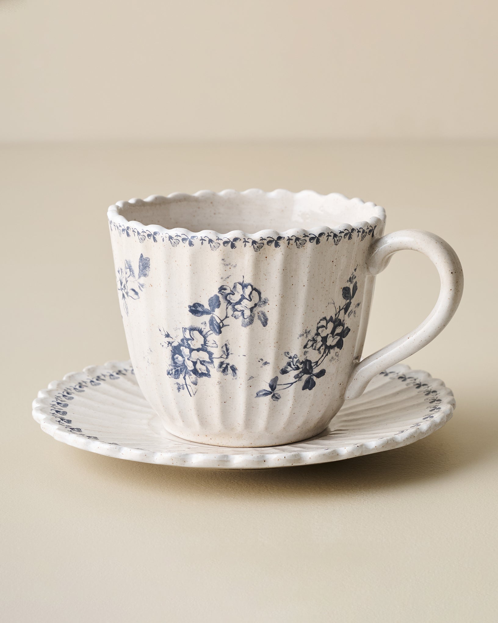 Heirloom Garden Floral Tea Set