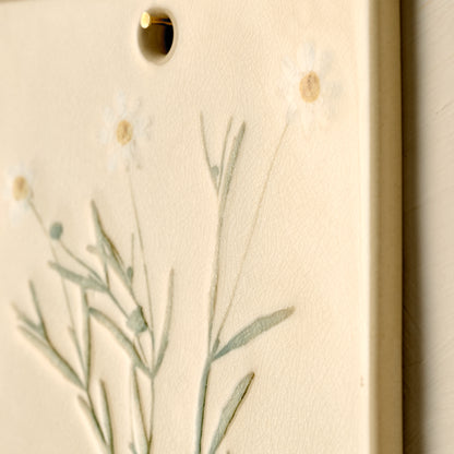 Jo's Herbarium Ceramic Wall Plaque - Collected Daisies close up view