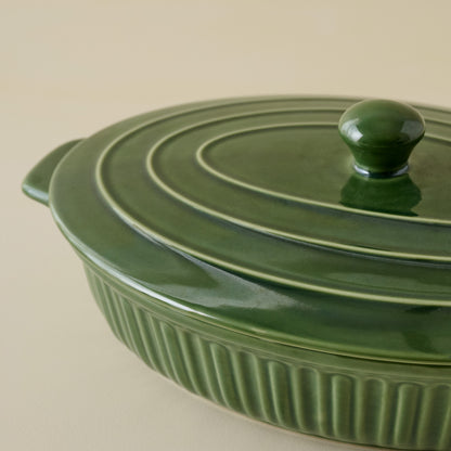 Cottage Collection Forest Green Oval Baking Dish close up view