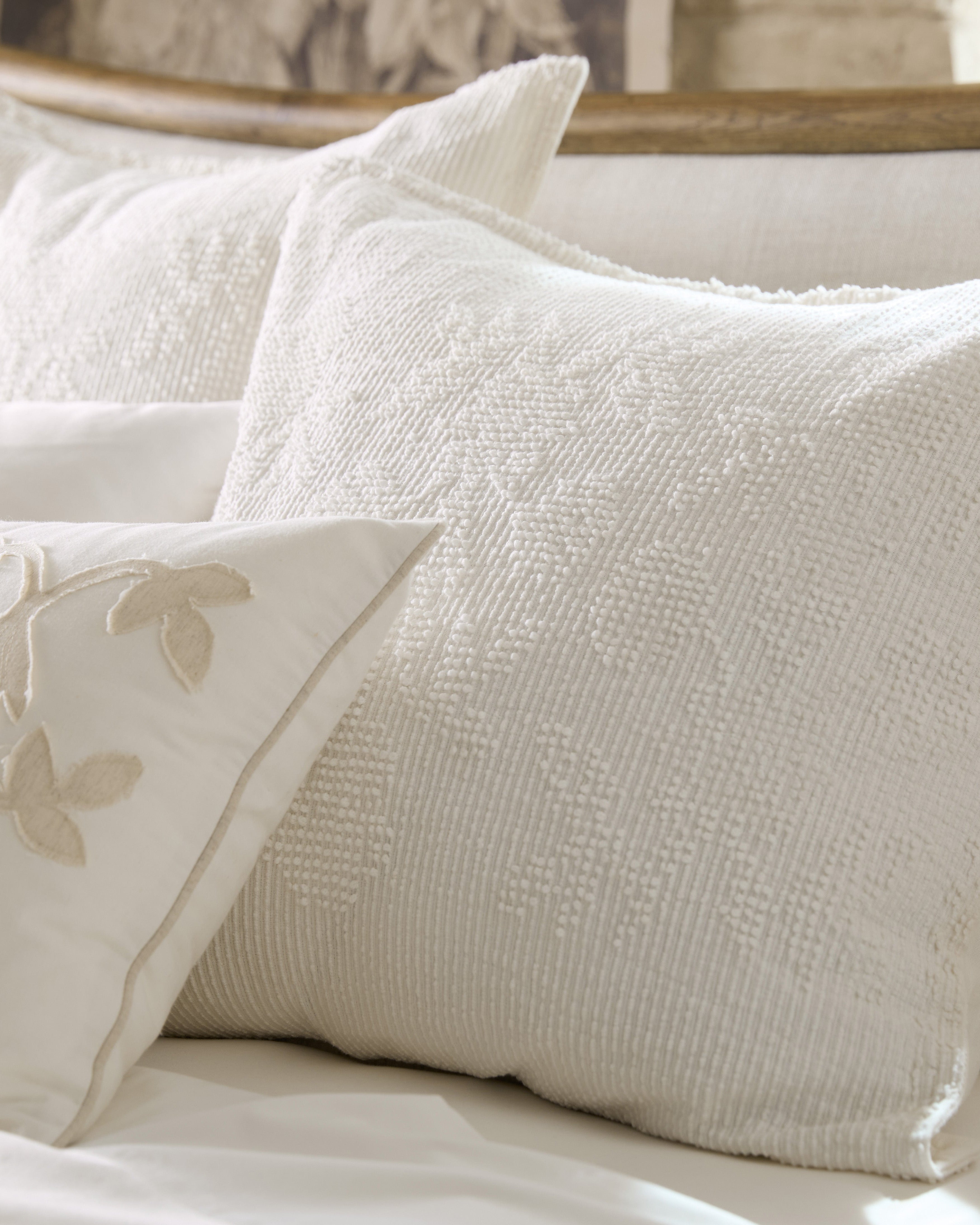 Vintage Chenille Sham – Magnolia