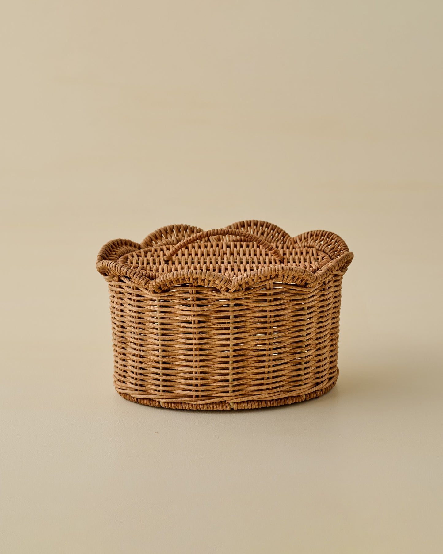 Small Lauren Scalloped Woven Canister