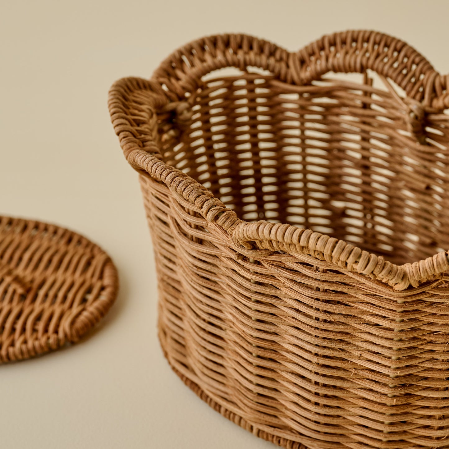 Lauren Scalloped Woven Canister close up view