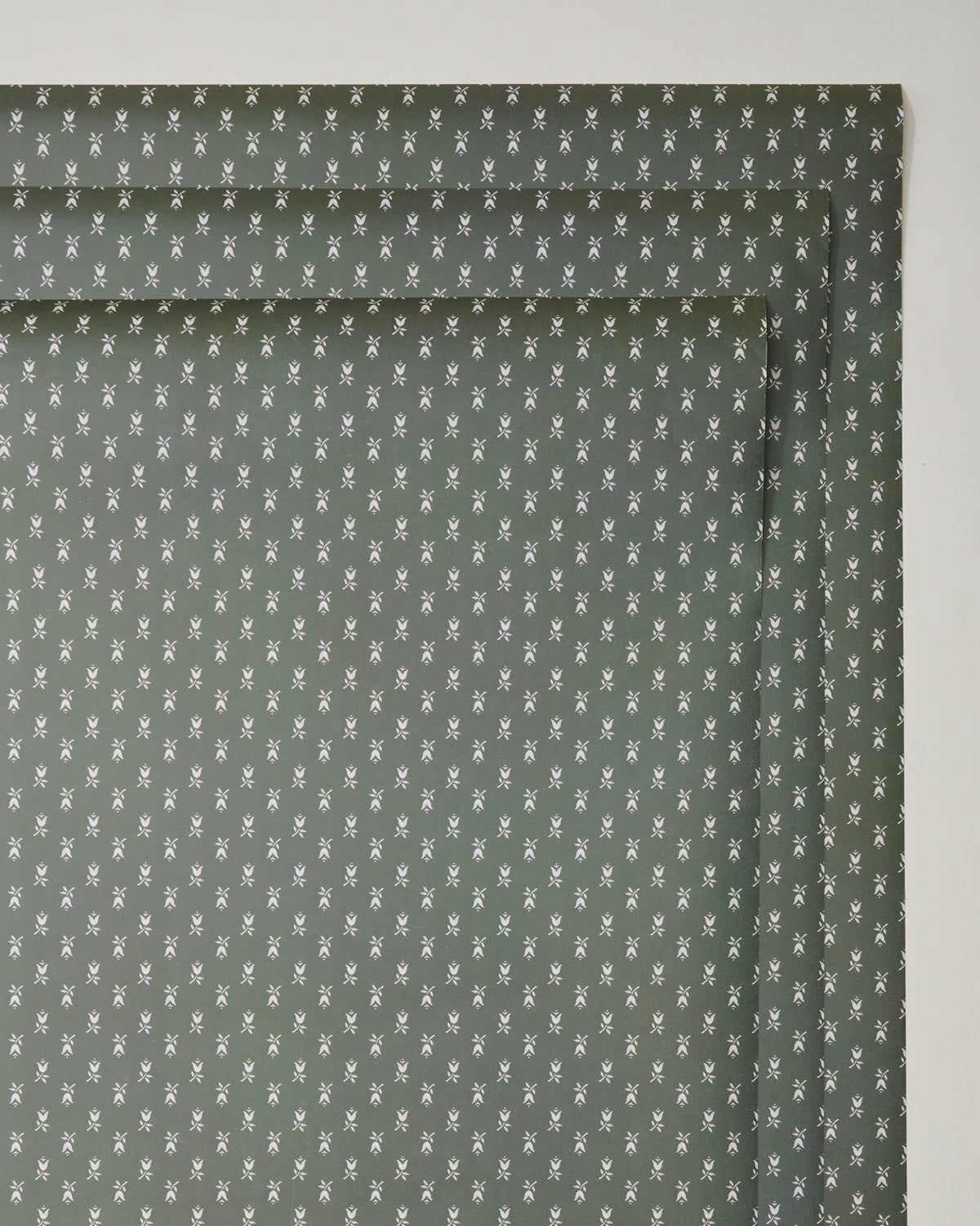 Magnolia Vintage Tulip Wrapping Paper Sheets