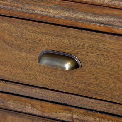 Hammond Cabinet close up of drawer handle