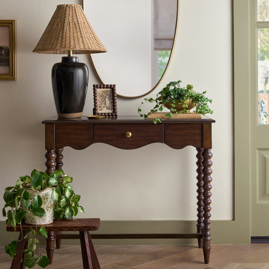 Amaryllis Console Table in a room