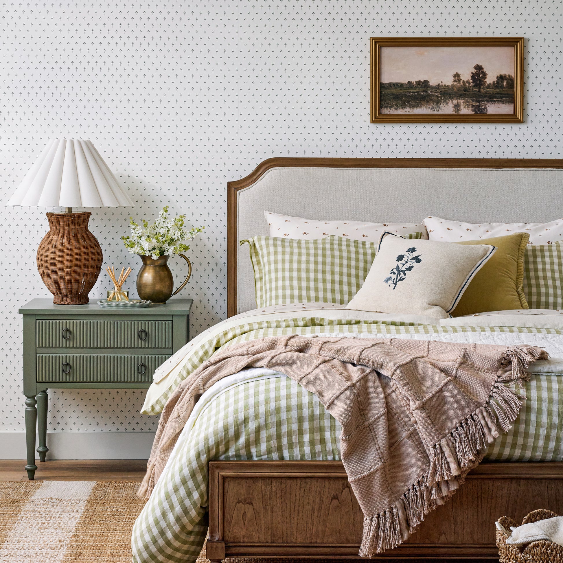 Charm Wallpaper in green