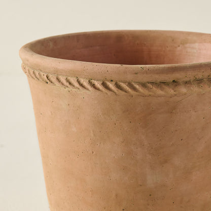 Terracotta Garden Roped Edge Pot close up