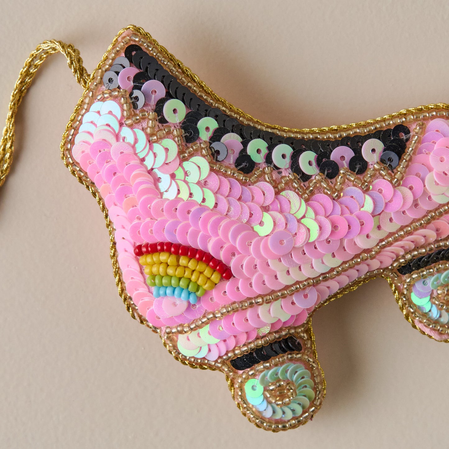 Retro Roller Skate Ornament up close