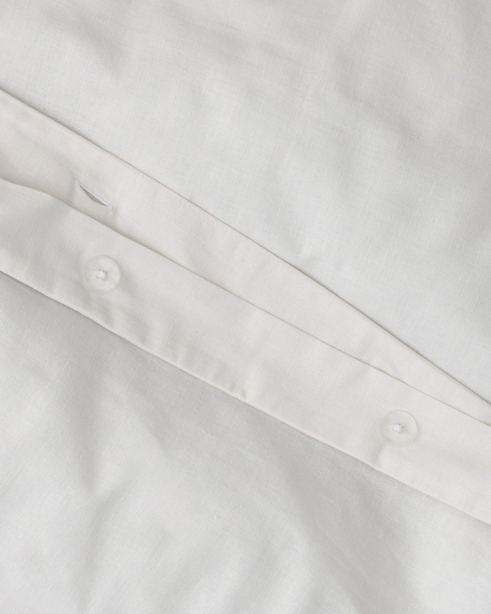Daphne Cross-Stitch Duvet Cover edge