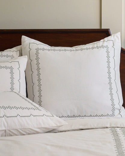 Daphne Cross-Stitch Sham (Euro)