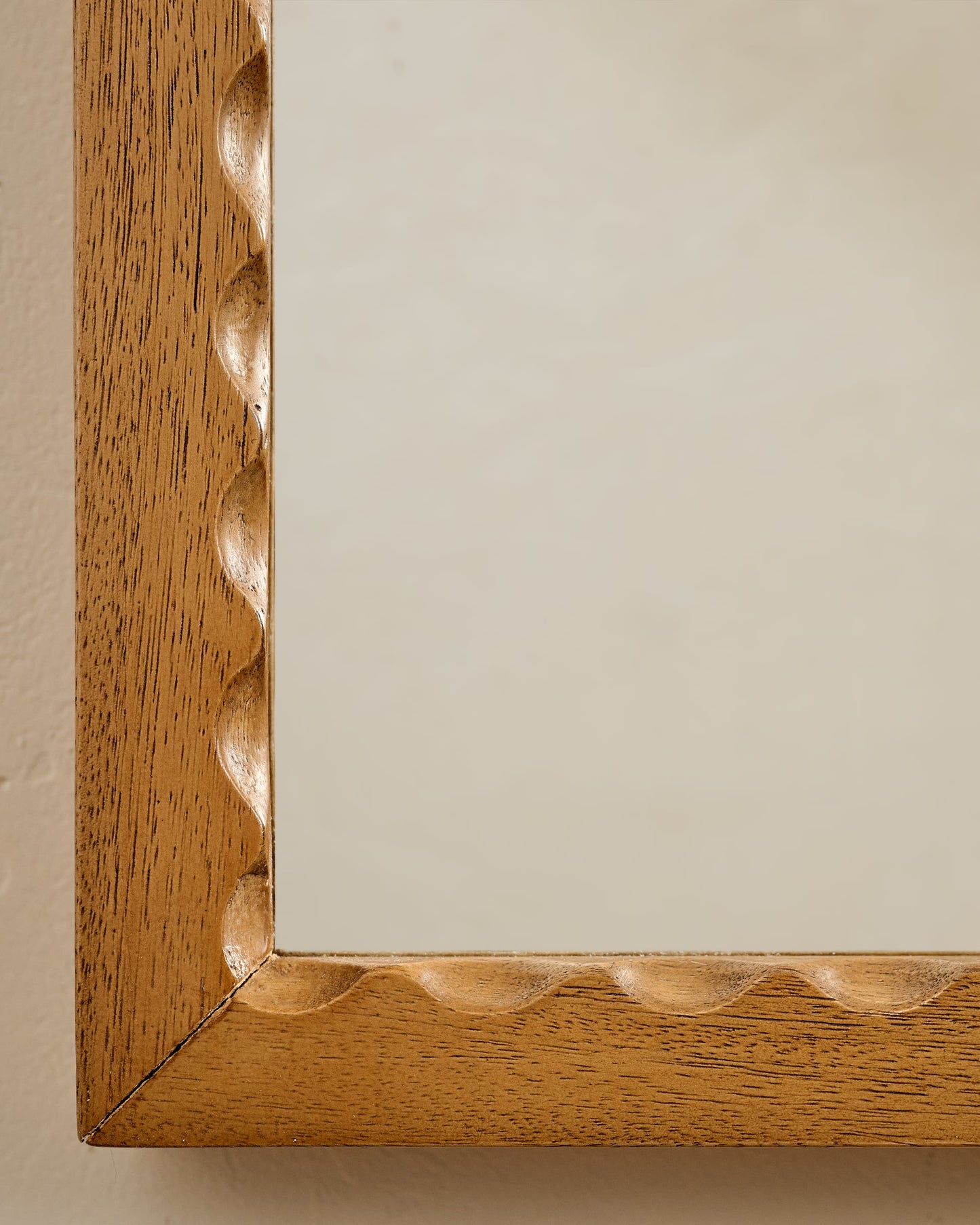 Wade Wood Mirror corner up close