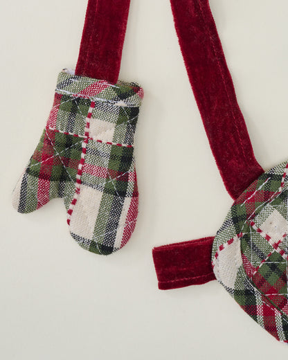 Classic Christmas Oven Mitt + Potholder Ornament