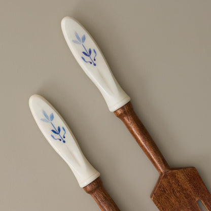 Vintage-Inspired Resin and Wood Servers, Set of 2 close up view of handles