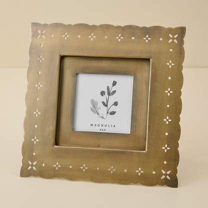 Antiqued Brass Eyelet Photo Frame