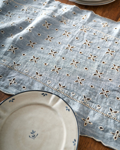Chambray Eyelet Runner