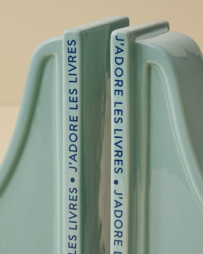 J'adore Les Livres Bookends close up view