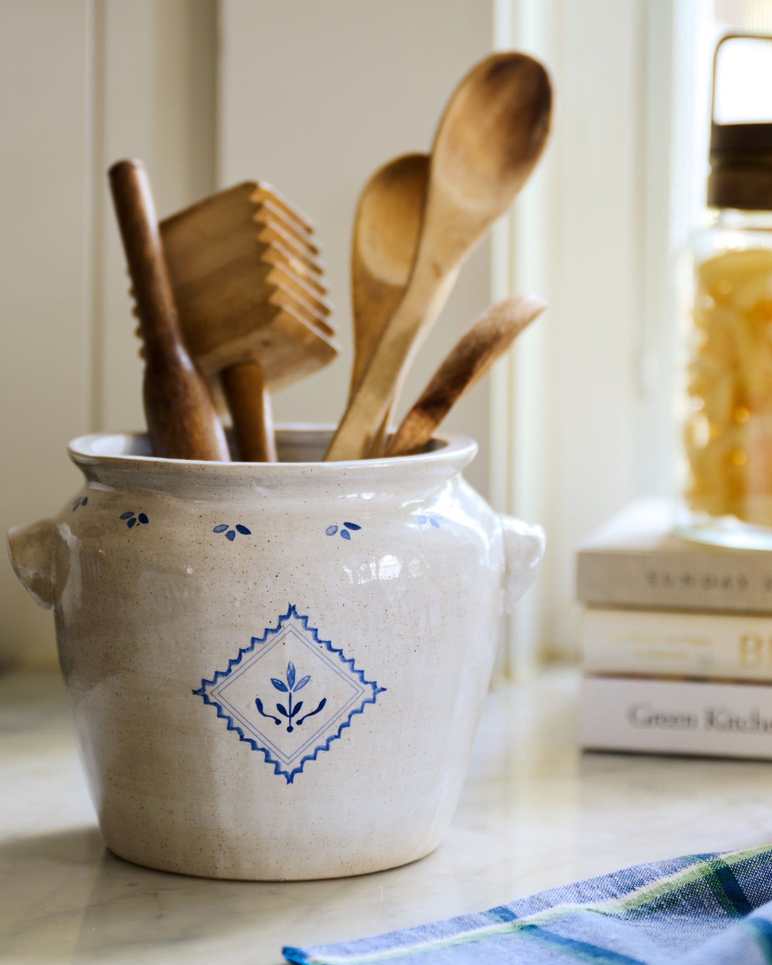 Juliet Ceramic Utensil Crock