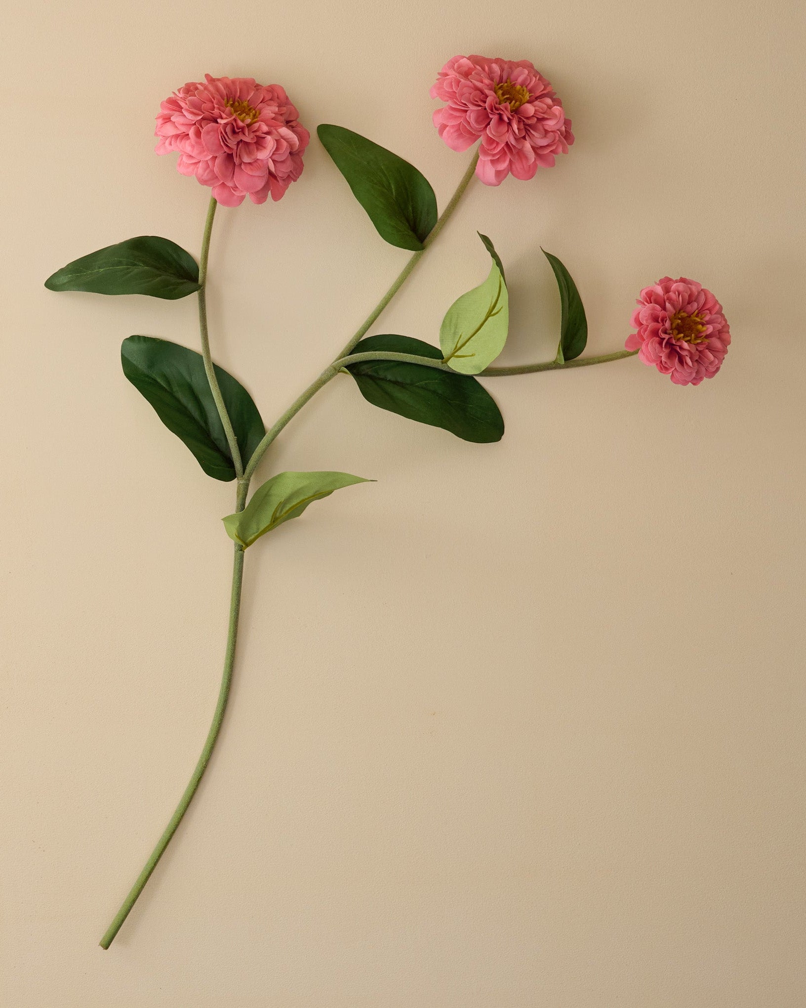 Real Touch Zinnia Stem – Magnolia