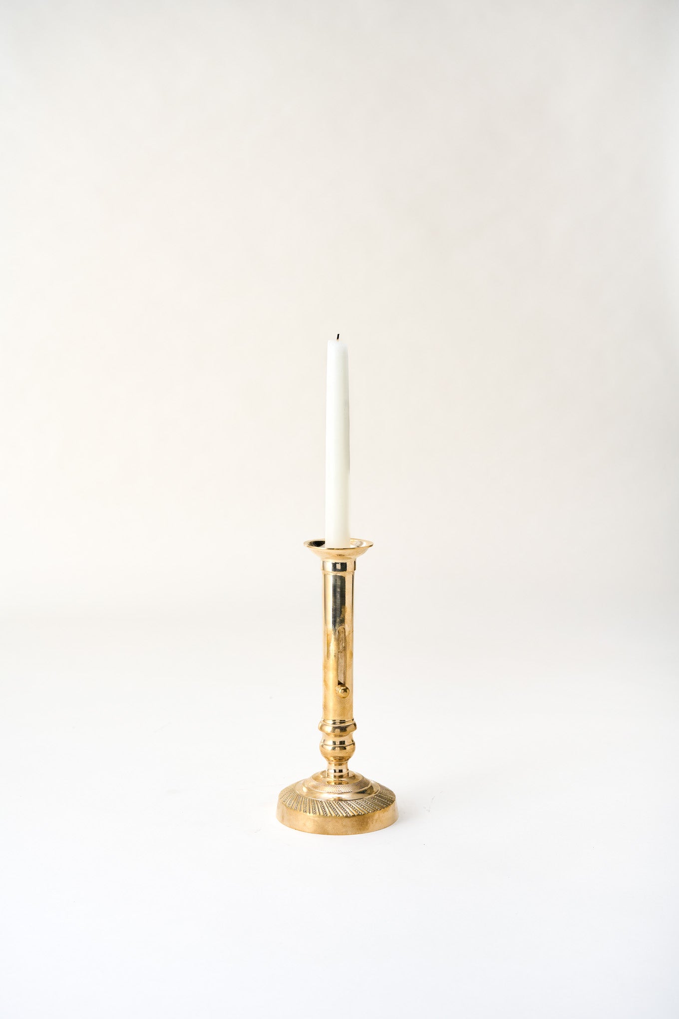 Jo's Vintage Adjustable Taper Holder