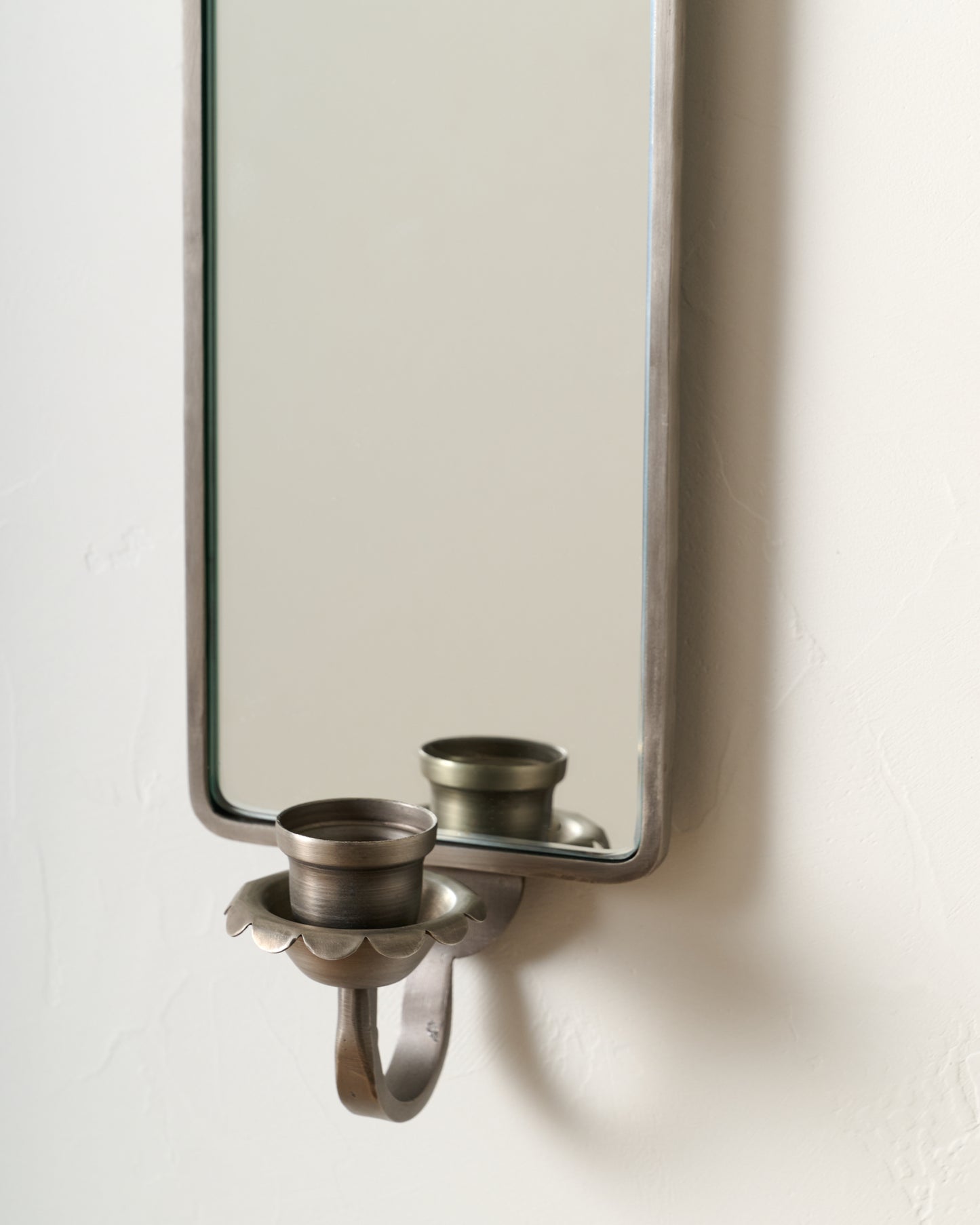 Gwendolyn Mirrored Wall Sconce
