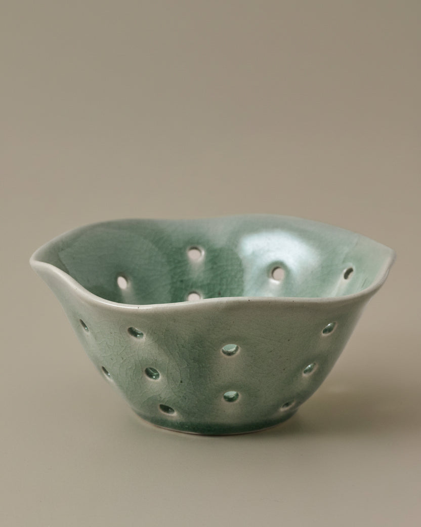 Ceramic Berry Bowl